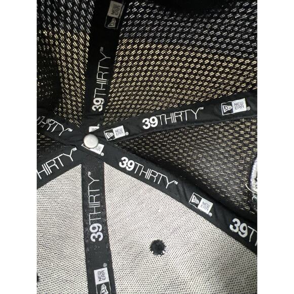 Oakley Pro Hat Baseball Cap New Era 39Thirty Size M/L Stretch Fitted 3930 Black - Picture 8 of 8